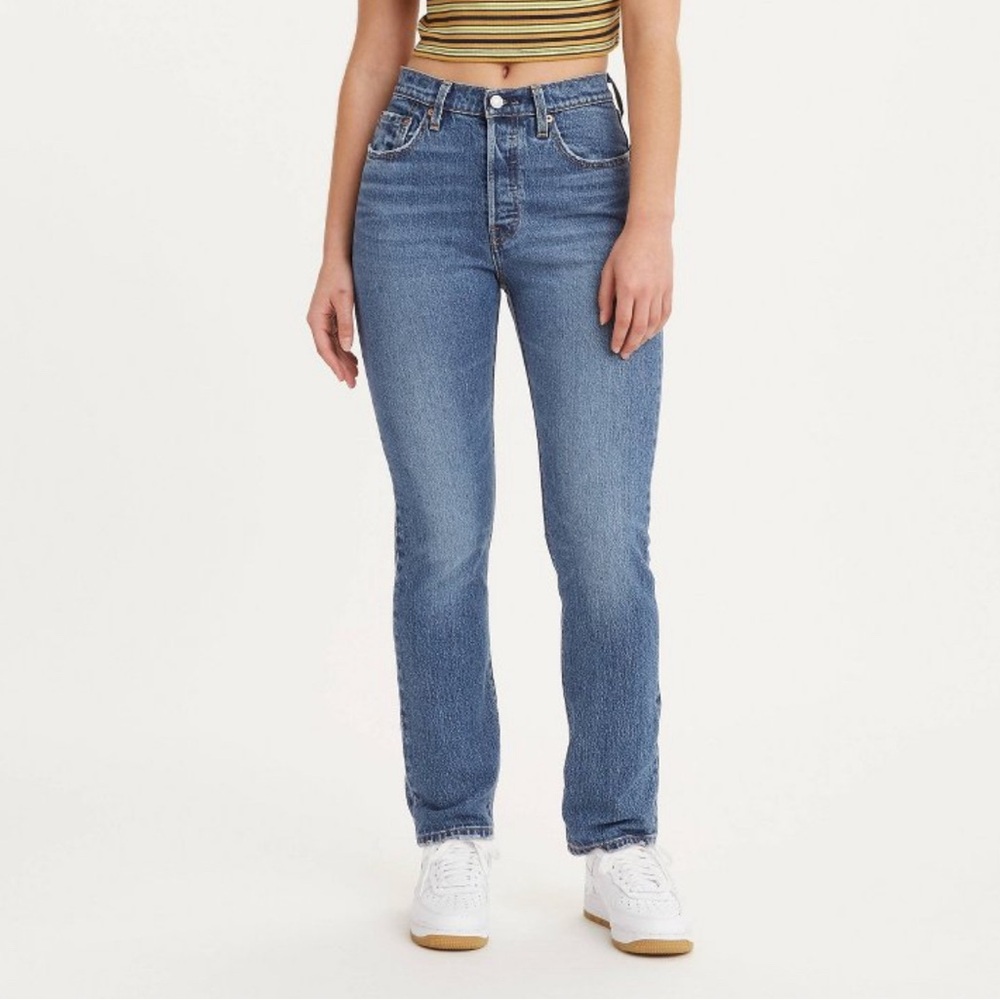 Levi's Women's 501 High-Rise Straight Jeans, Salsa in Sequence 31x30 Medium Blue